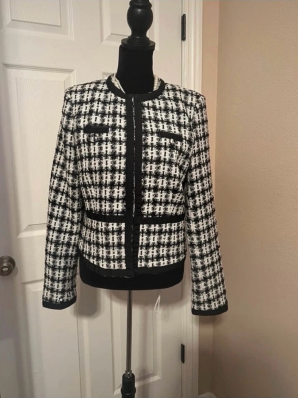 Black & White Tweed Collarless blazer Jacket peacoat- Women